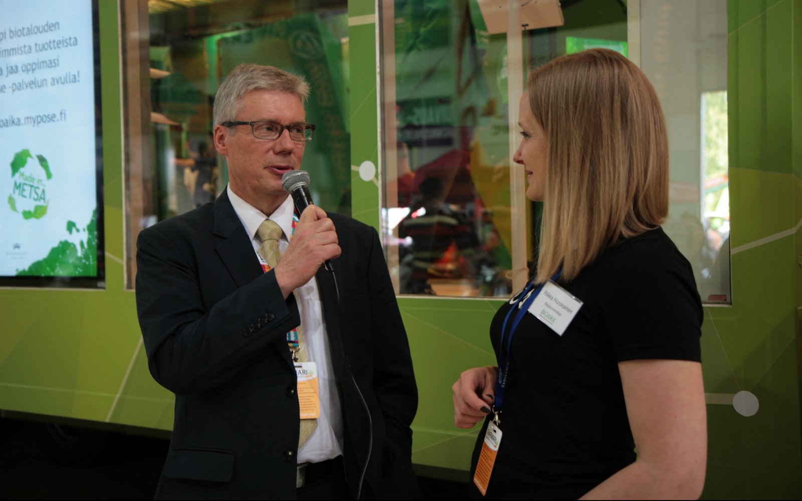 "The Bio Era is the future," says Jorma Rasinmäki, the Mayor of Seinäjoki, interviewed by one of the Bio Era guides Riikka Hurskainen. "The younger you are when learning about these themes, the better the innovations will be." Photo: Anna Kauppi