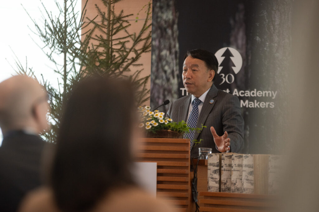 Zhimin Wu Metsaakatemiassa. Kuva: Vilma Issakainen